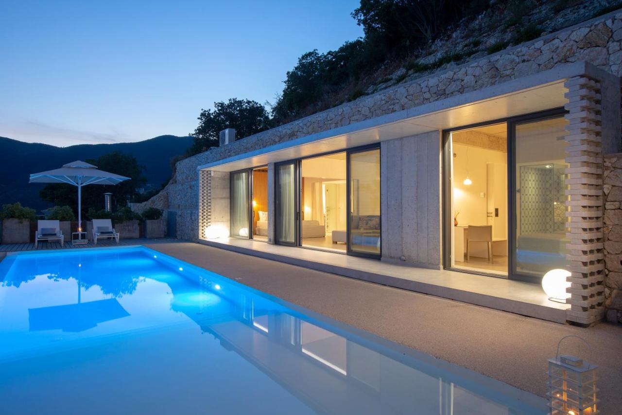 Villa Sirina Of Blue Caves Complex With Amazing View Gurantees Calm And Mind Relaxation سيفوتا المظهر الخارجي الصورة